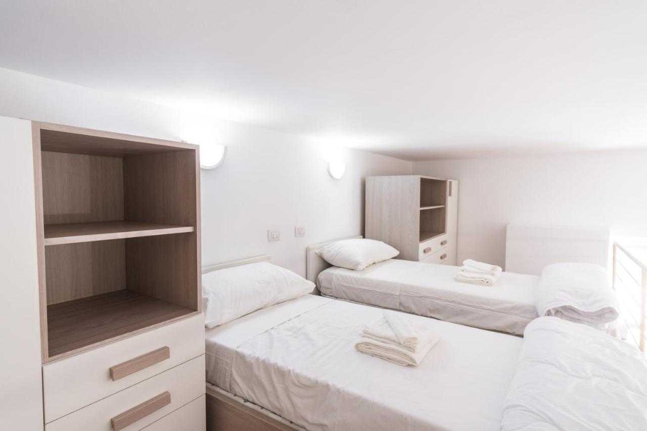 Loft Via Morosini Centro Varese - Ixihome エクステリア 写真
